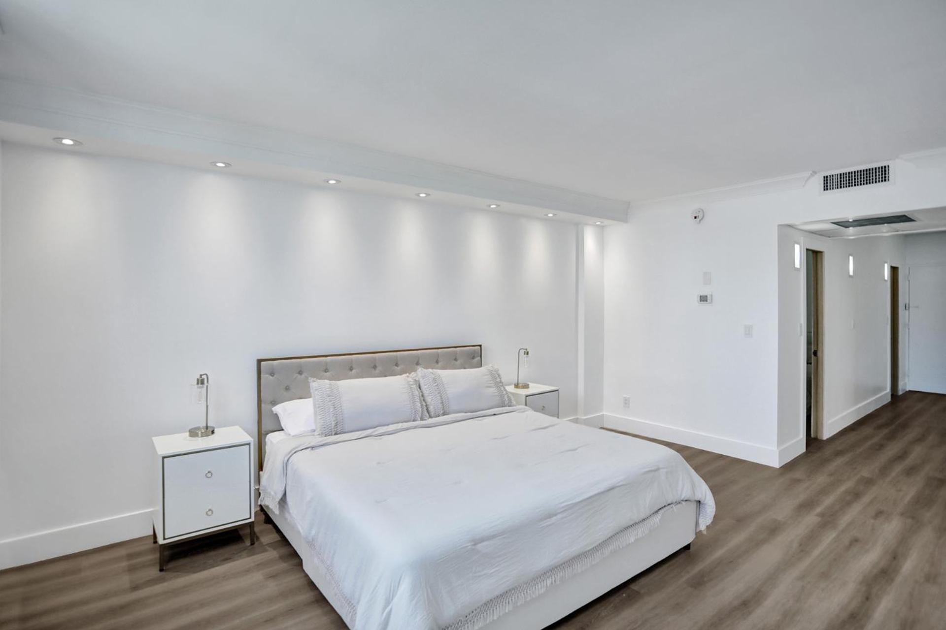 Ocean Reserve Condominium 마이애미 비치 객실 사진